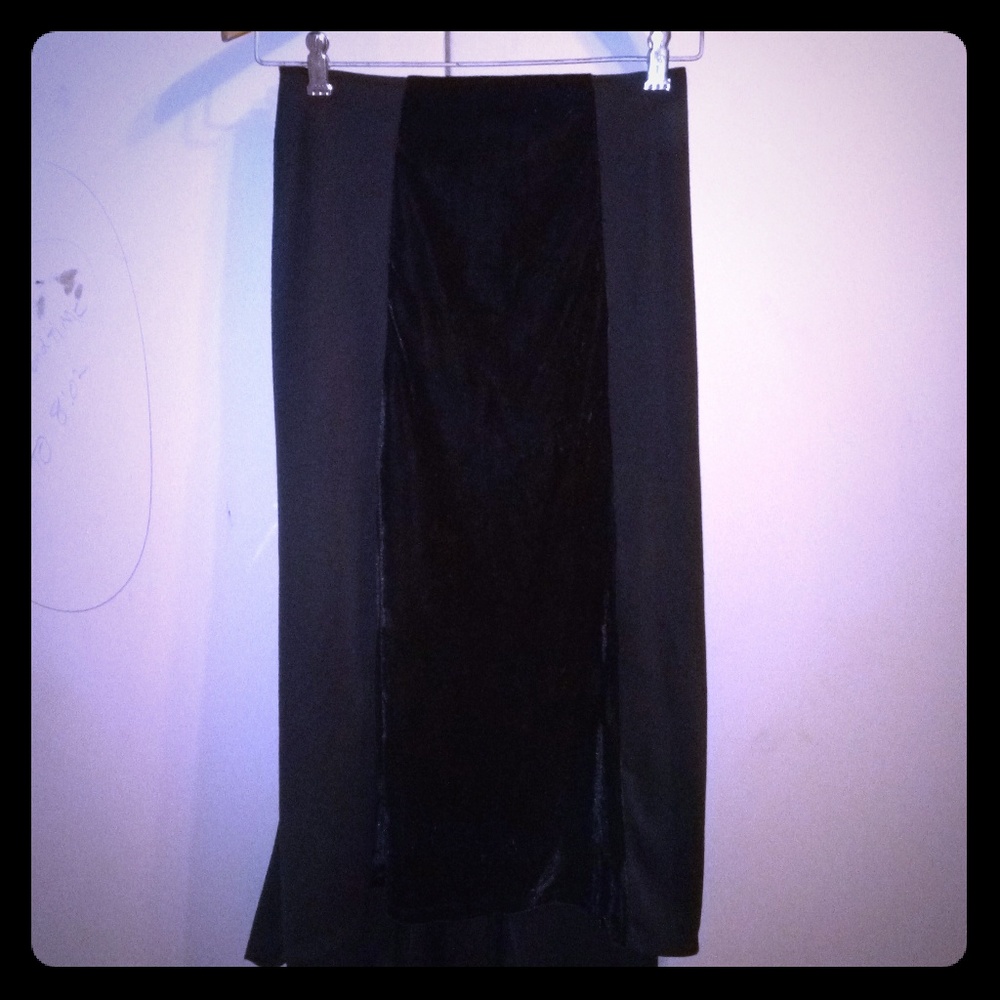 Long black skirt